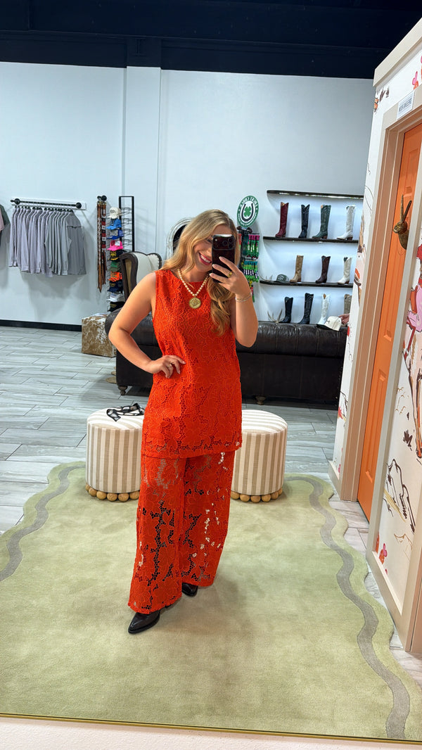 Leon Coral Lace Set